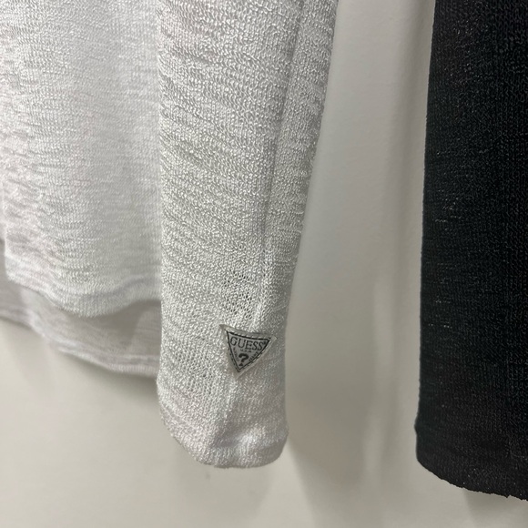 GUESS Men's V-Neck Tee Bundle - Set of 2 (Black & White) Size M - Picture 6 of 13